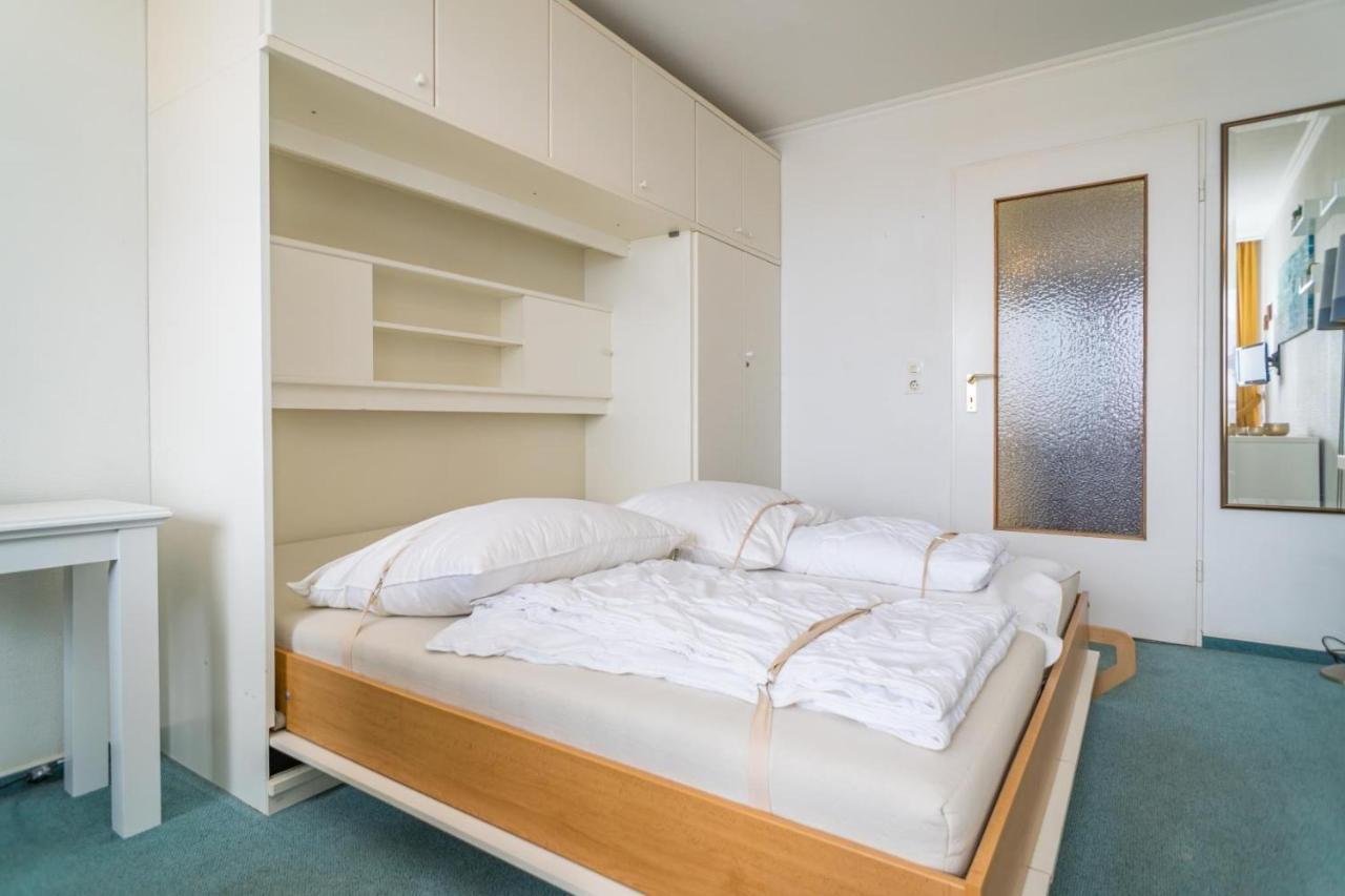 Haus-metropol-93-ob Apartment