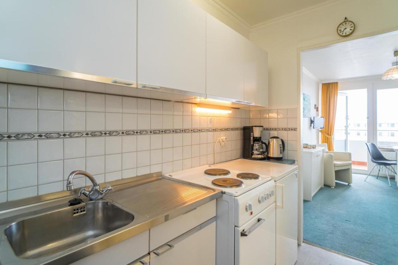 Apartment Haus-metropol-93-ob *